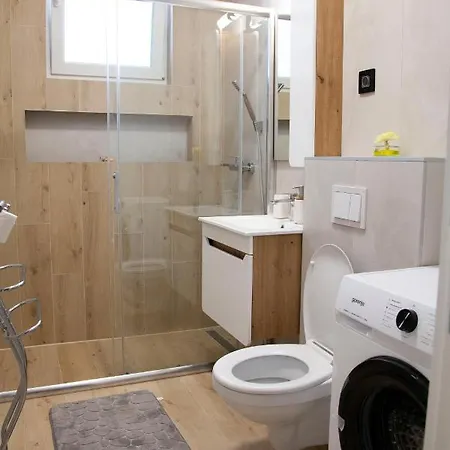 Jelka Luxe- Free Private Parking Apartment Novi Sad Exterior photo